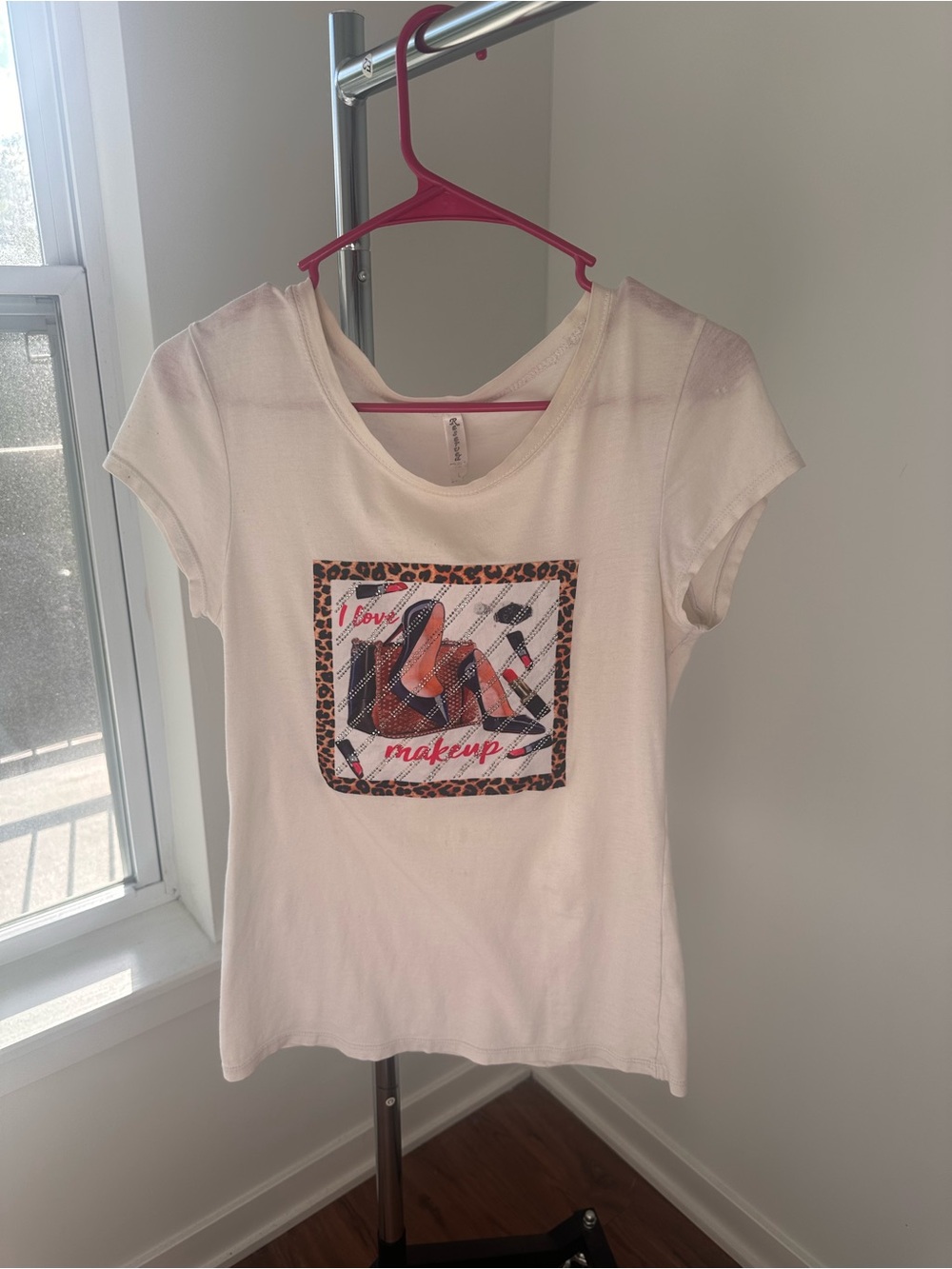 I Love Makeup T Shirt - Picture 2 of 3